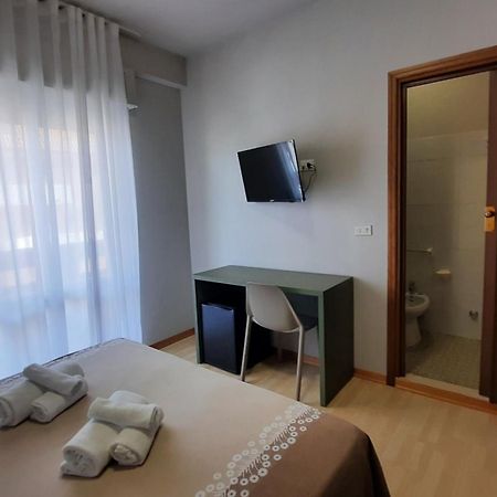 Hotel Pineta San Benedetto del Tronto Exteriör bild