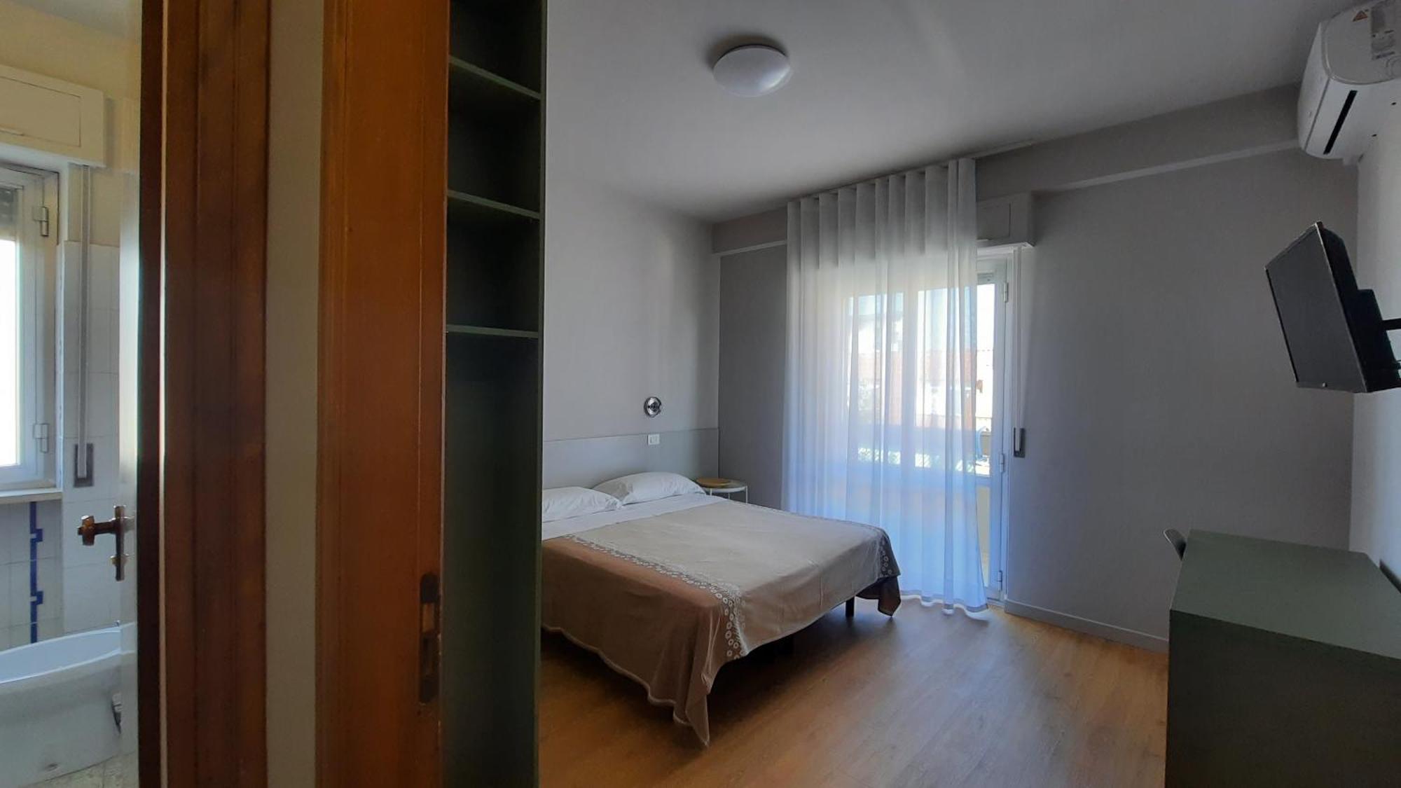 Hotel Pineta San Benedetto del Tronto Exteriör bild